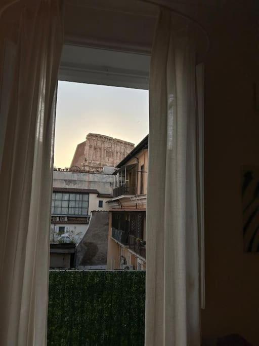 Apartment Your Nest At Colosseum!! Rom